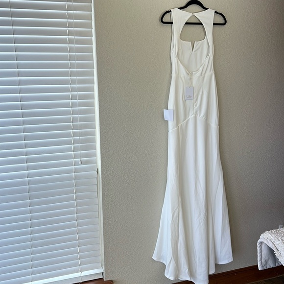 Lulus Dresses & Skirts - Lulus wedding sleeveless mermaid style square neck white dress size XS NWT